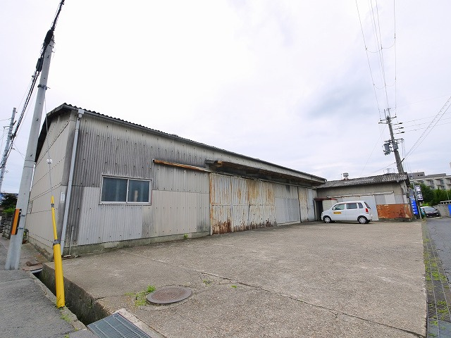 南京終町1丁目倉庫の外観
