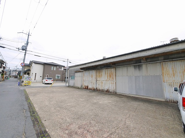 南京終町1丁目倉庫の外観