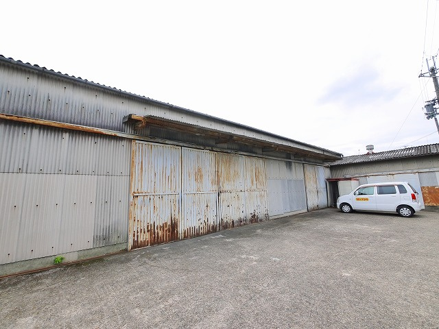 南京終町1丁目倉庫の外観