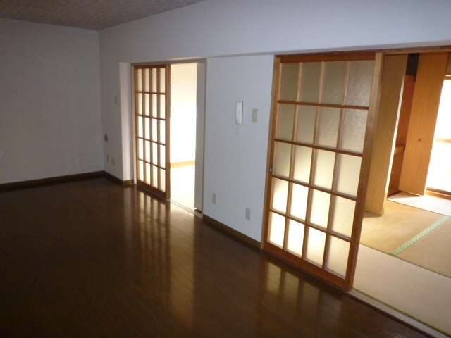 ソレーユ大海の内装