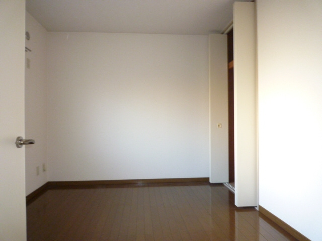 ソレーユ大海の洋室