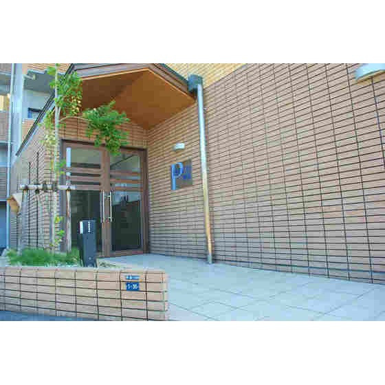 熊本市東区神園１丁目の賃貸マンションのエントランス