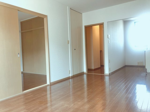 サンクレシェの居間・リビング