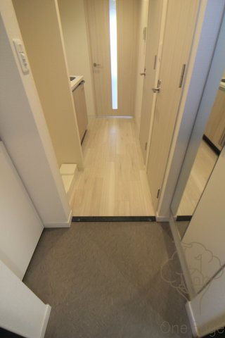 レシオス大阪城北詰の玄関