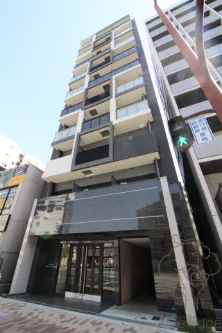 レシオス大阪城北詰の外観