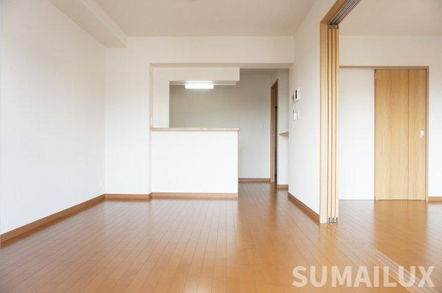 熊本市北区清水東町の賃貸マンションの居間・リビング