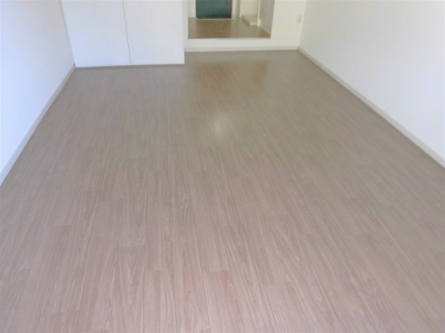 一光林町コーポ第一の洋室