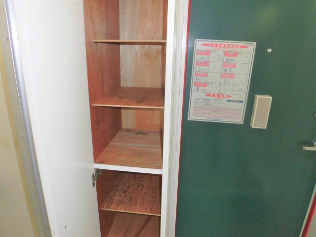 一光林町コーポ第一の玄関