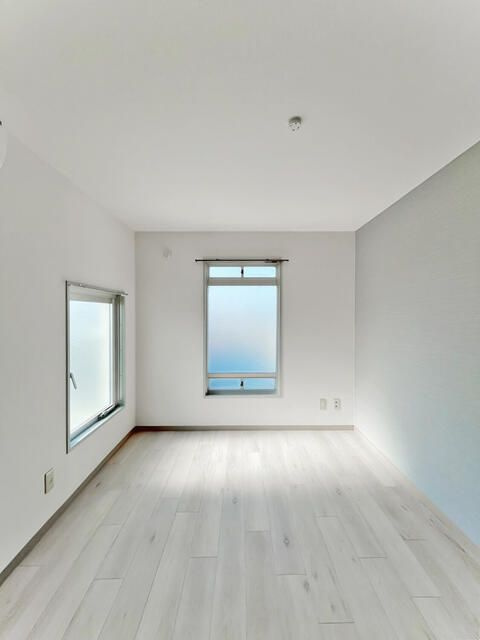 アスタック弐番館の居間・リビング