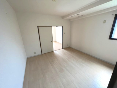 【洋室】 | フローラル御影