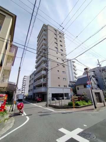 エスリード太子橋駅前