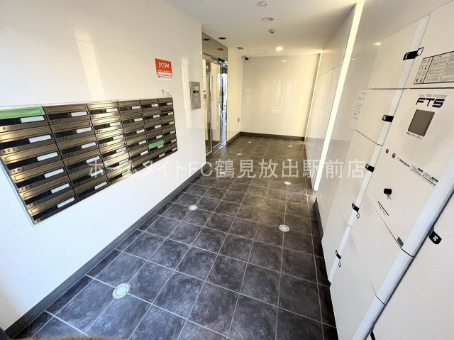 ヴァンスタージュ大阪城EASTのロビー