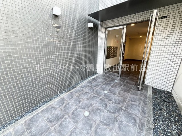 ヴァンスタージュ大阪城EASTのエントランス