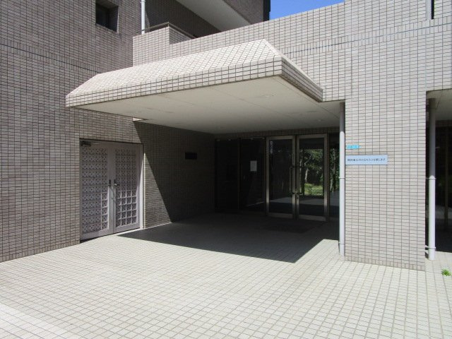 マインズコム神崎川のエントランス