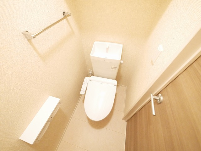 アージュⅠのトイレ|シンプルで使いやすいトイレです
