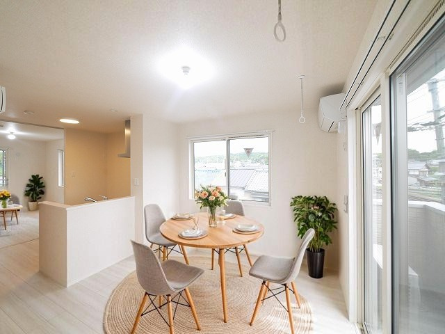 アージュⅠの居間・リビング|CGで家具等を配置したもので家具等は含まれません