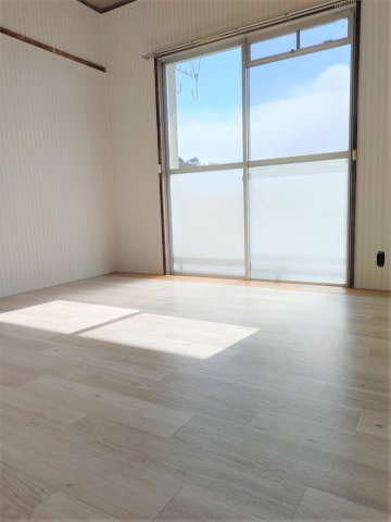 ５６５９１　緑苑東団地の洋室