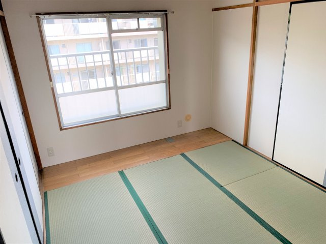 ５６５９１　緑苑東団地の和室