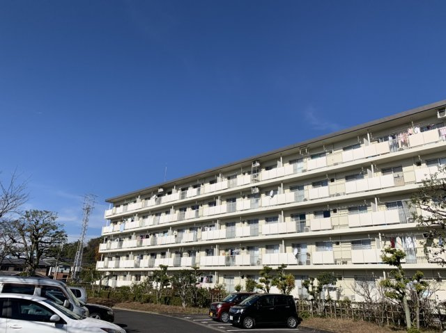 ５６５９１　緑苑東団地の外観