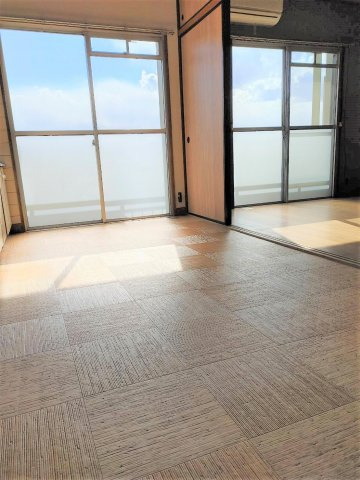 ５６５９１　緑苑東団地の洋室