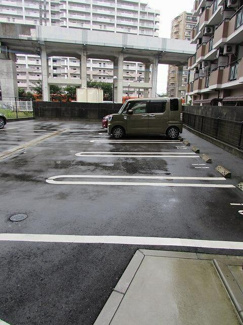 【駐車場】