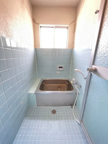 旭が丘2丁目貸家の浴室