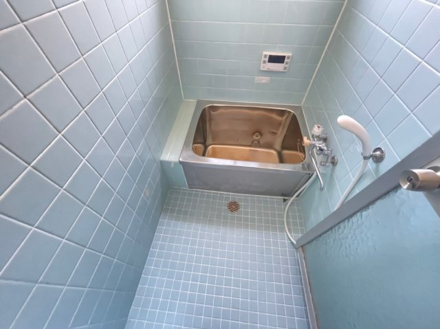 旭が丘2丁目貸家の浴室