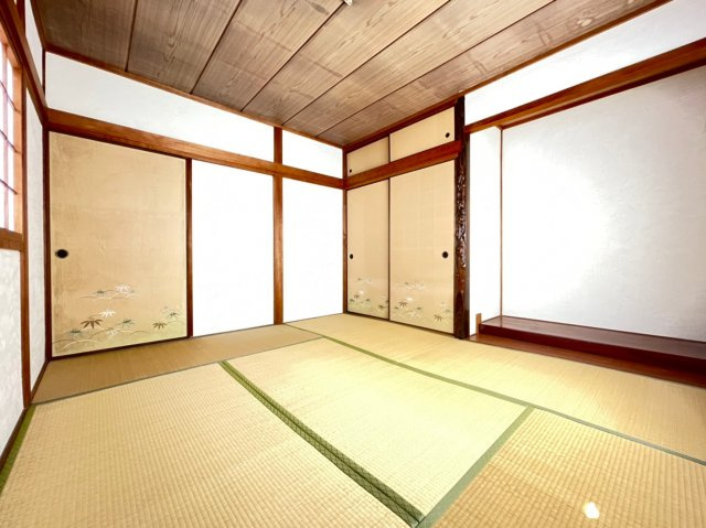 旭が丘2丁目貸家の寝室