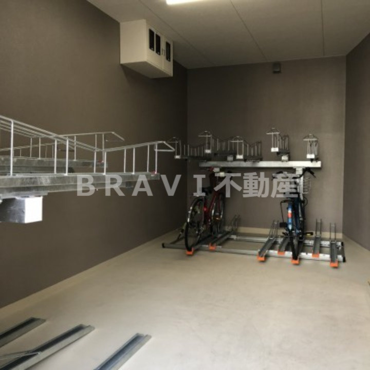 サニークレスト上町　BRAVI不動産のその他共用部分|駐輪場【サニークレスト上町】