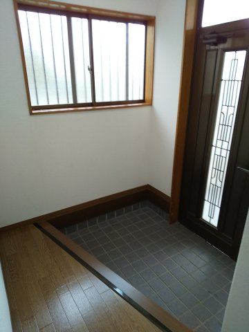 【玄関】 | 長生郡長生村小泉　中古戸建