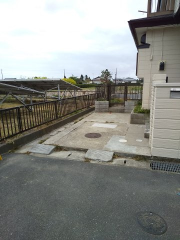 【駐車場】 | 長生郡長生村小泉　中古戸建