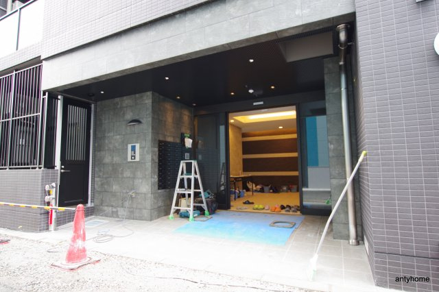 FDS VALOR 仲介手数料無料のエントランス