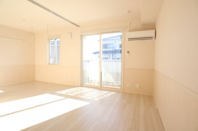 【居間・リビング】 | プロヴァンスリュミエールC