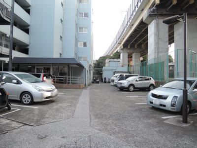 【駐車場】 | 野庭グリーンハイツ | 平置き駐車場です。