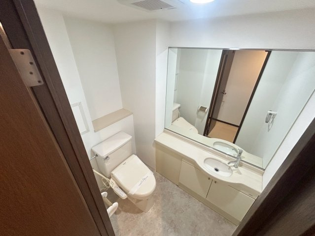アーデンコート住吉川のトイレ