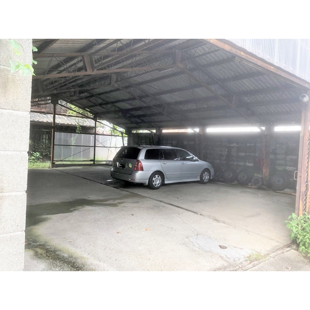 東栄町３丁目ガレージ