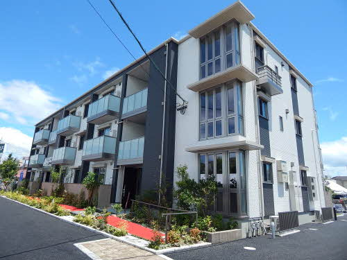 熊本市南区出仲間７丁目のアパート