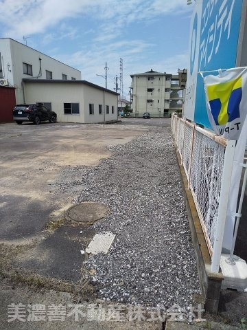 ５６６０５　岐阜市福光西土地の外観