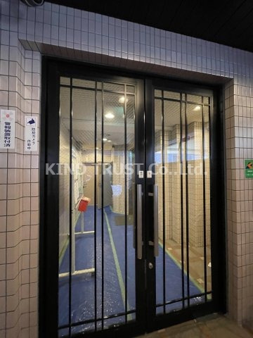 サンサーラビル南森町のエントランス