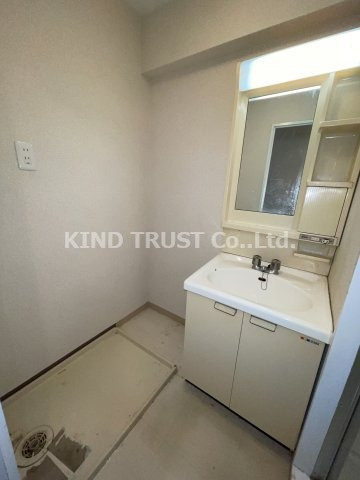 サンサーラビル南森町の洗面所