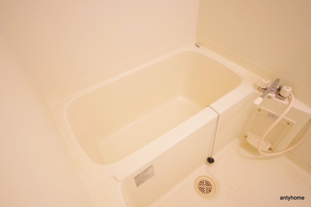 カルム小西2　仲介手数料無料の浴室