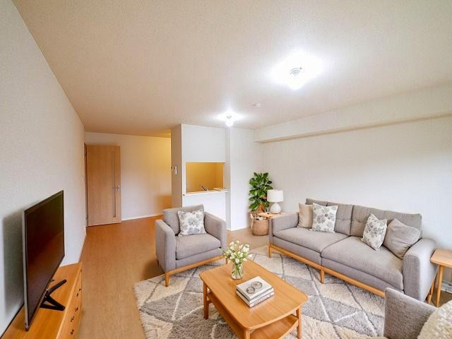 ホワイトヒルズ（梅美台）の居間・リビング|CGで家具等を配置したもので家具等は含まれません