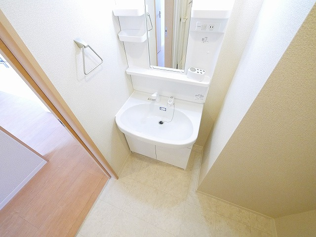 ホワイトヒルズ（梅美台）の洗面所