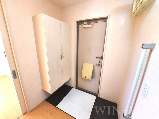 セジュールオオバの玄関