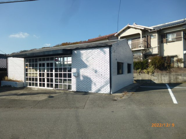 櫨谷町貸事務所の外観