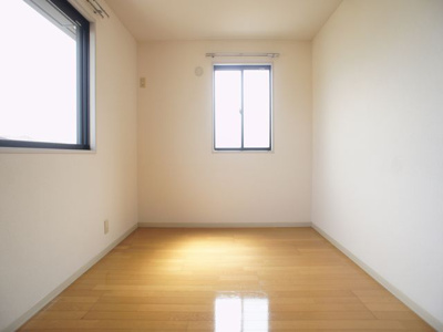 【収納】 | ラフォーレ・ハピネス D | お部屋が広く使える充実収納付きです♪