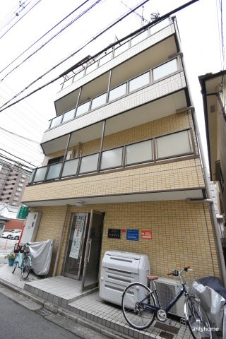 メゾンワタナベ　仲介手数料無料の外観