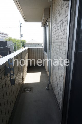 熊本市東区御領４丁目のアパートのバルコニー