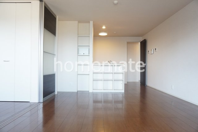 熊本市東区御領４丁目のアパートの居間・リビング