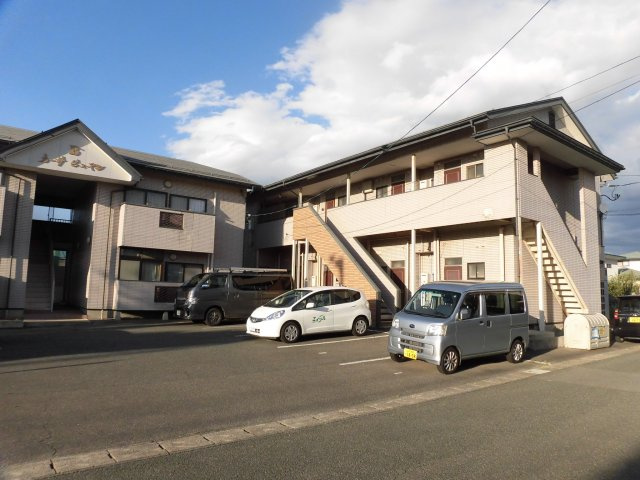 カーサヒューマンＡの駐車場|サンプル写真となります。